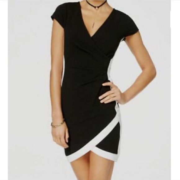 Almost Famous | Asymmetrical Dress - Black & White Size Small - Picture 3 of 10